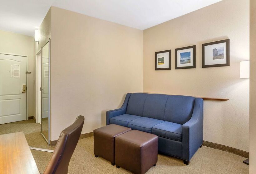 فندق Comfort Suites South Point  Huntington