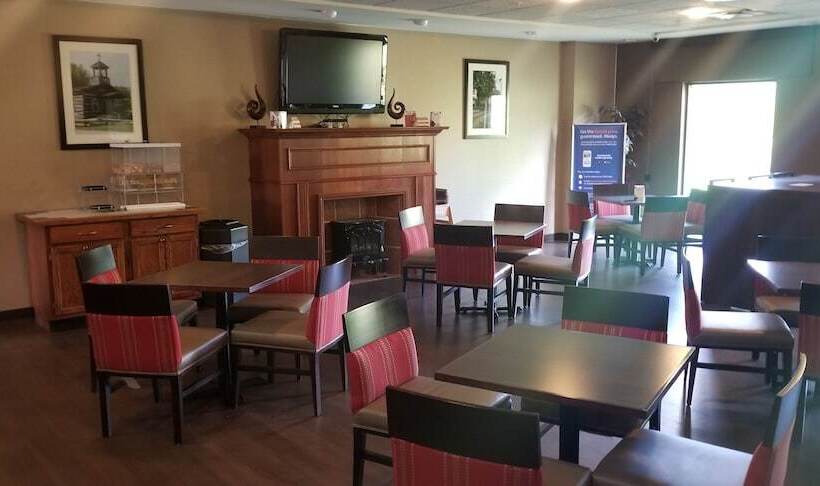 فندق Comfort Suites South Point  Huntington