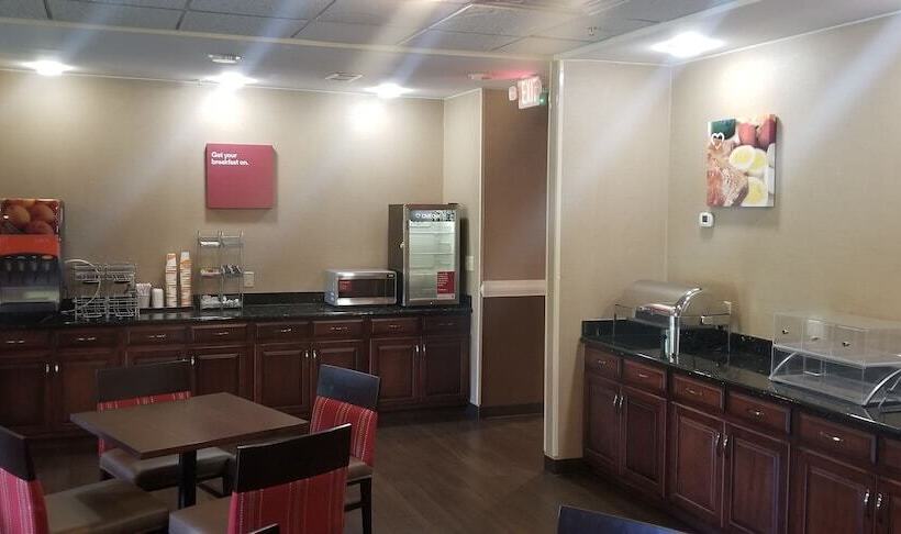 فندق Comfort Suites South Point  Huntington