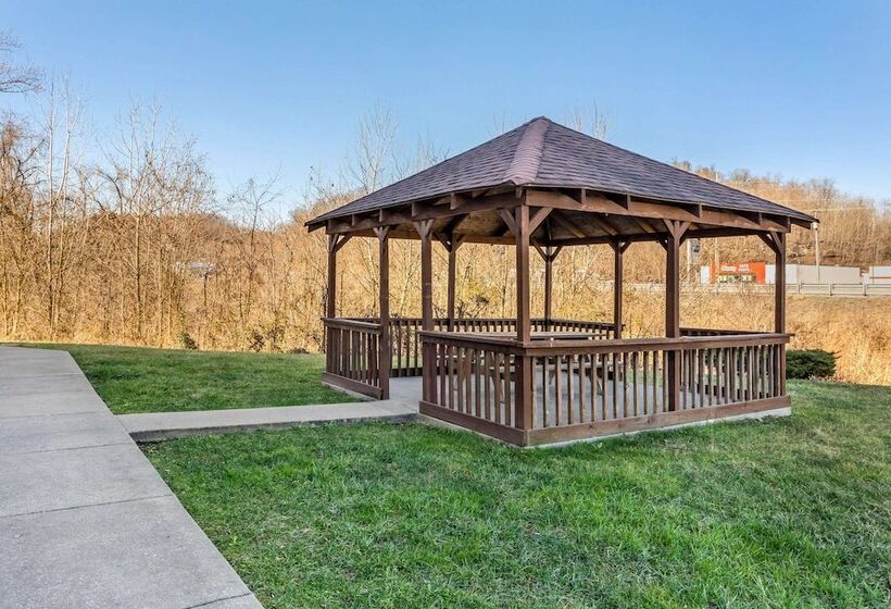 فندق Comfort Suites South Point  Huntington