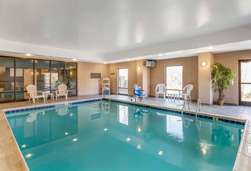 فندق Comfort Suites South Point  Huntington