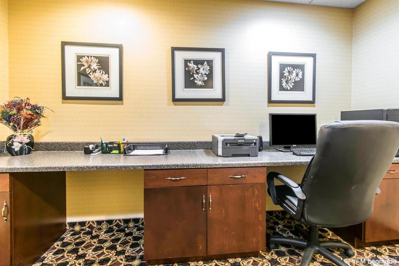 فندق Comfort Suites South Point  Huntington