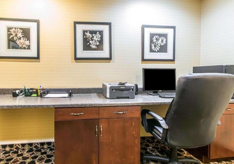 فندق Comfort Suites South Point  Huntington