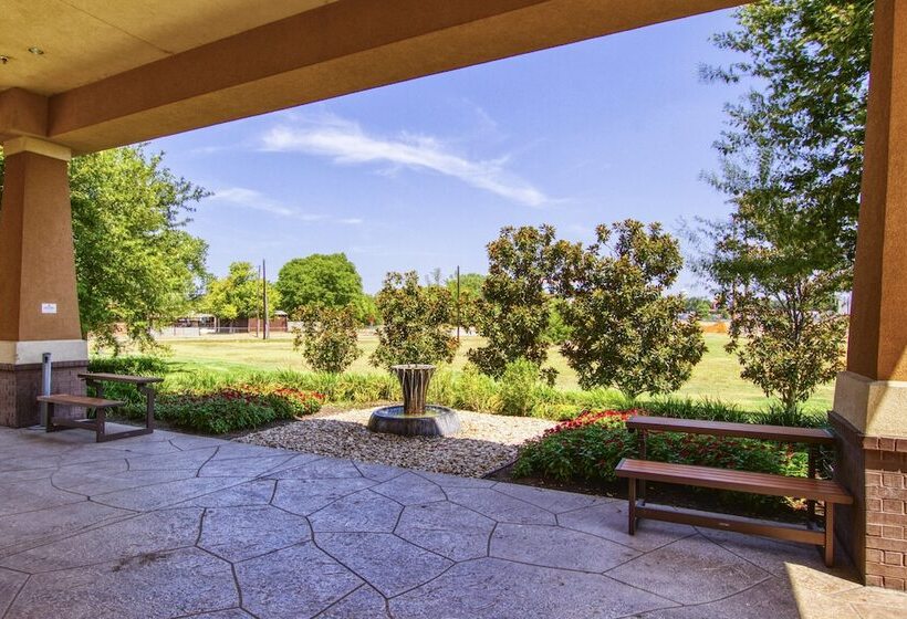 호텔 Comfort Suites Waco North  Near University Area