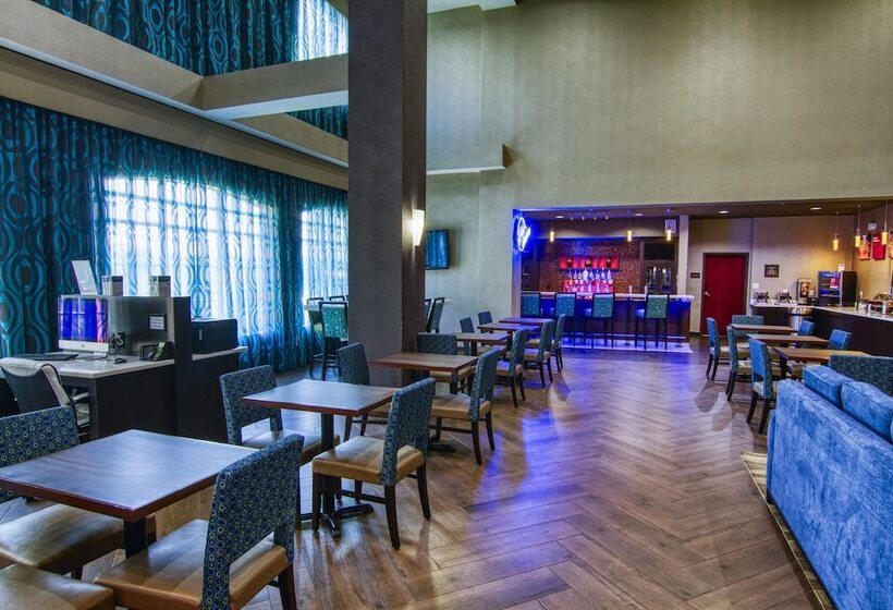 호텔 Comfort Suites Waco North  Near University Area