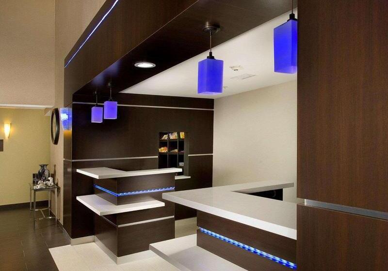 호텔 Comfort Suites Waco North  Near University Area