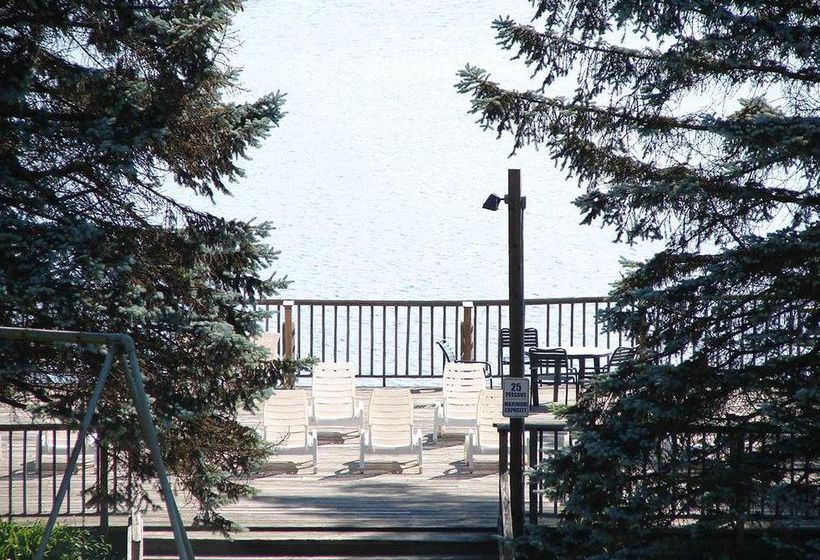 Отель Anchorage At The Lake