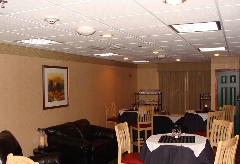 فندق Country Inn & Suites By Radisson, Chambersburg, Pa
