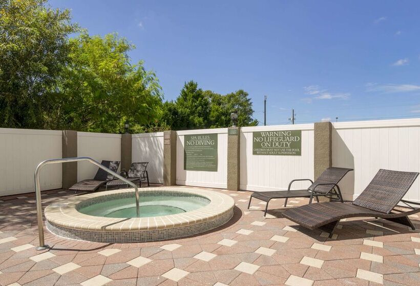 Отель Country Inn & Suites By Radisson, Tampa Airport North, Fl