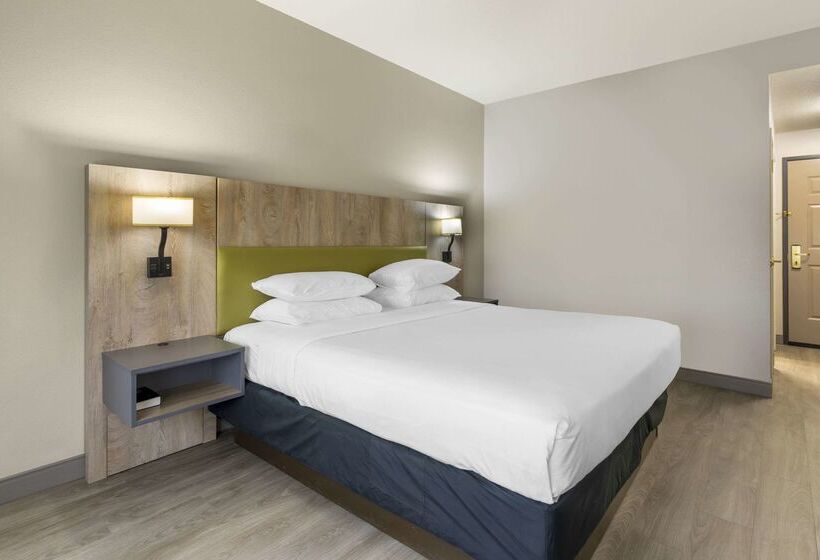 Отель Country Inn & Suites By Radisson, Tampa Airport North, Fl