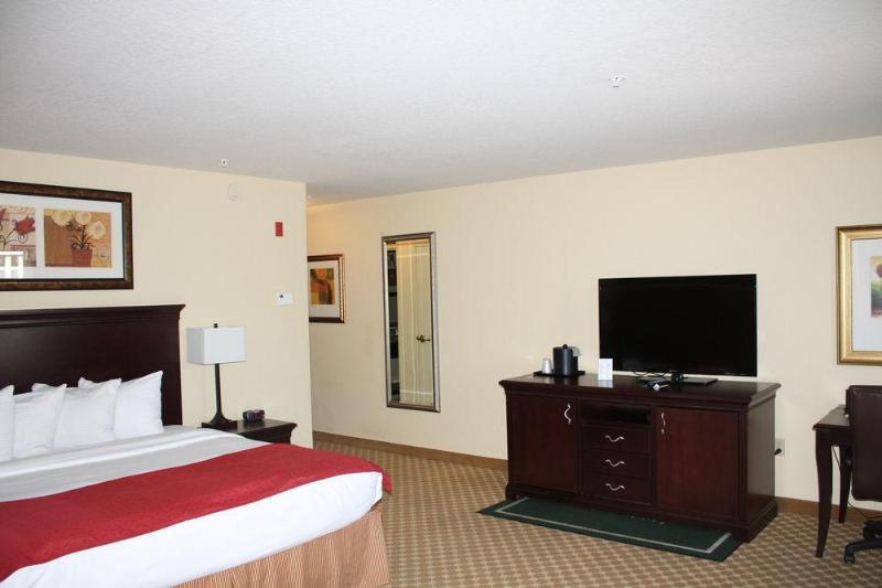Отель Country Inn & Suites By Radisson, Tampa Airport North, Fl