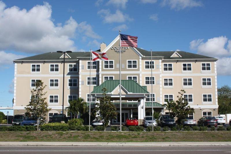 Отель Country Inn & Suites By Radisson, Tampa Airport North, Fl