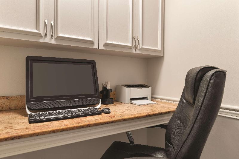 فندق Country Inn & Suites By Radisson, Tampa Airport North, Fl