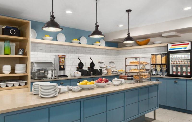 Отель Country Inn & Suites By Radisson, Tampa Airport North, Fl