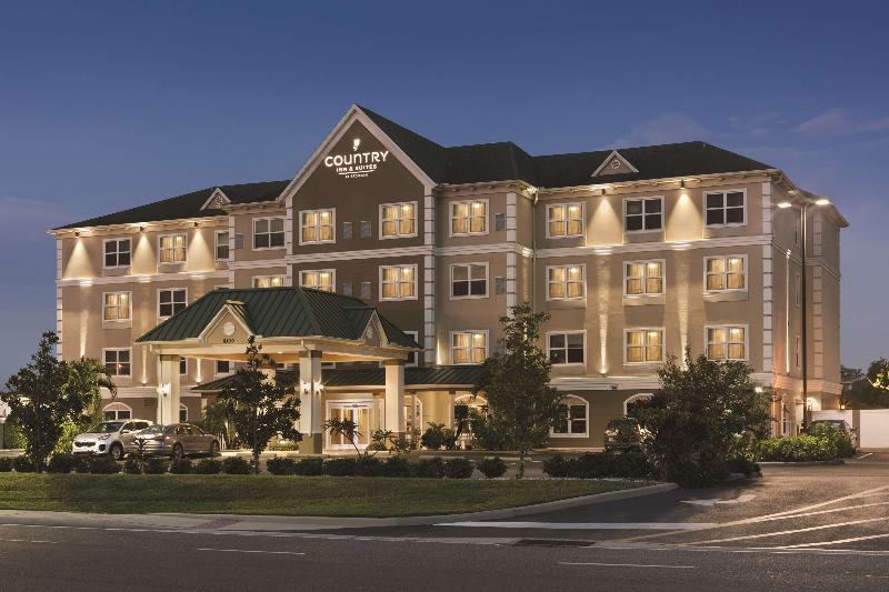 Отель Country Inn & Suites By Radisson, Tampa Airport North, Fl
