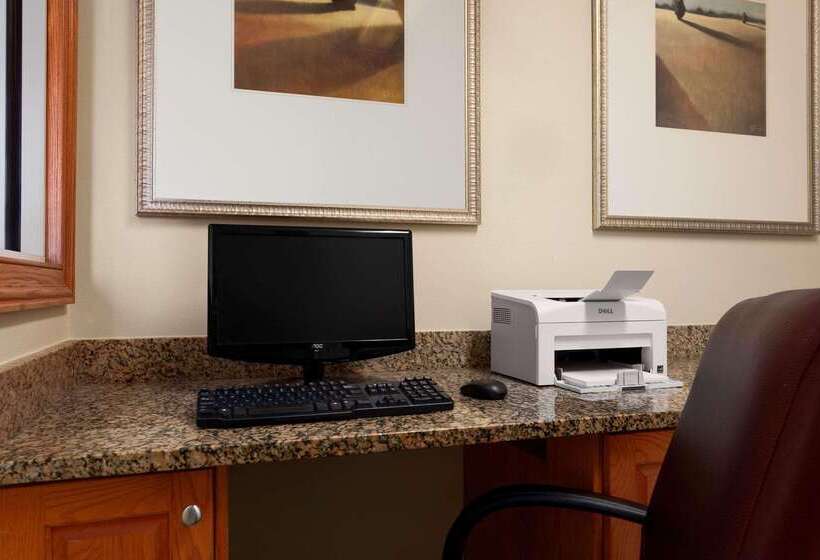 فندق Country Inn & Suites By Radisson, Tifton, Ga