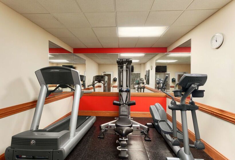 فندق Country Inn & Suites By Radisson, Tifton, Ga