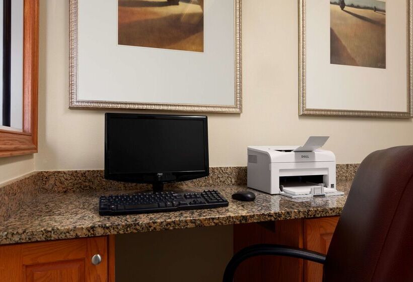 فندق Country Inn & Suites By Radisson, Tifton, Ga