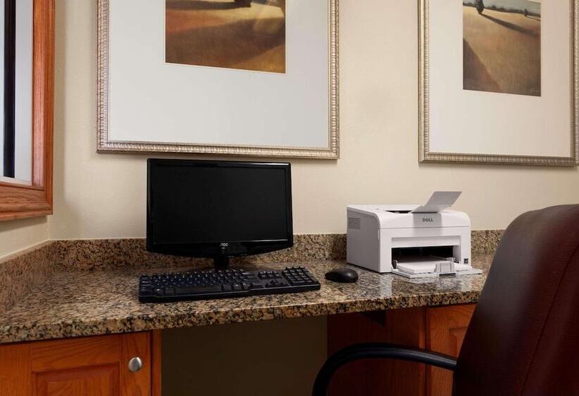 فندق Country Inn & Suites By Radisson, Tifton, Ga