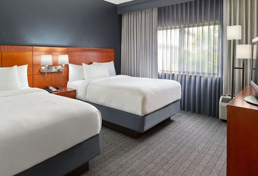 בית מלון כפרי Courtyard By Marriott Nashville Brentwood