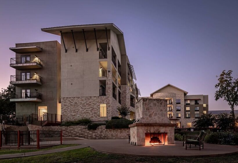 فندق Courtyard By Marriott New Braunfels River Village
