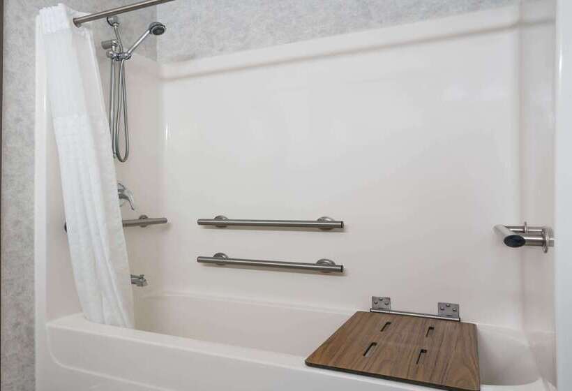 فندق Days Inn By Wyndham Fargo/casselton