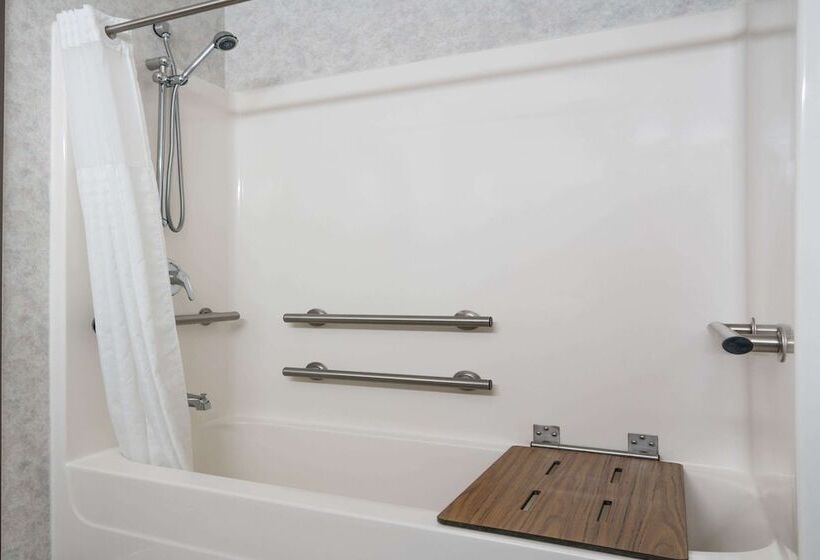 فندق Days Inn By Wyndham Fargo/casselton