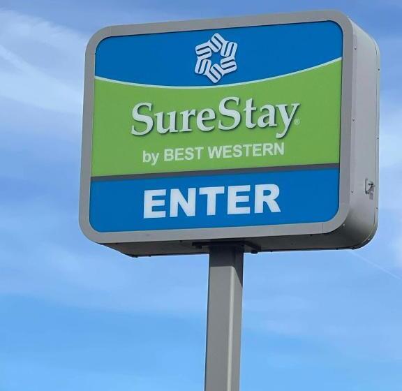 فندق Surestay By Best Western Chambers Petrified Forest