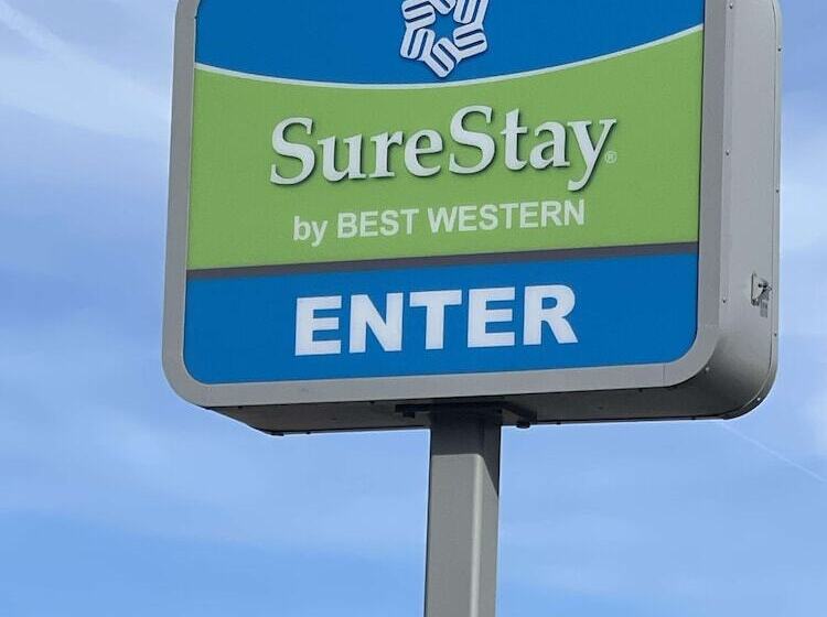 فندق Surestay By Best Western Chambers Petrified Forest