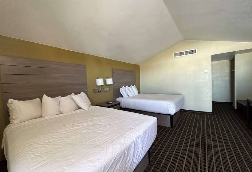 فندق Surestay By Best Western Chambers Petrified Forest