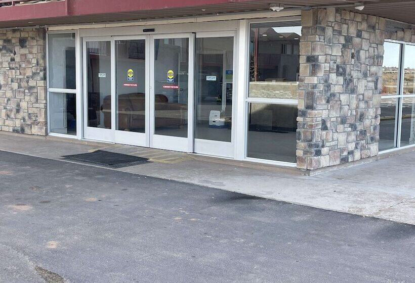 فندق Surestay By Best Western Chambers Petrified Forest