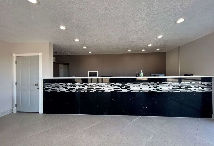 فندق Surestay By Best Western Chambers Petrified Forest