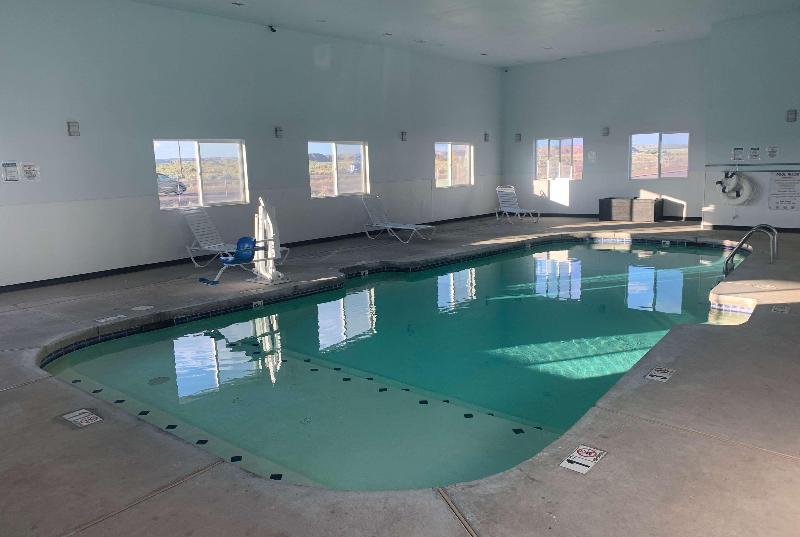 فندق Surestay By Best Western Chambers Petrified Forest