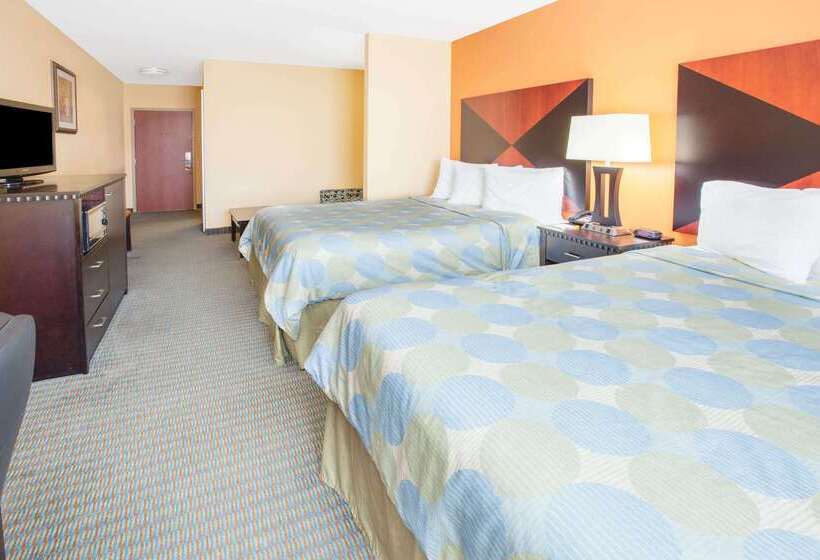 فندق Days Inn & Suites By Wyndham Russellville