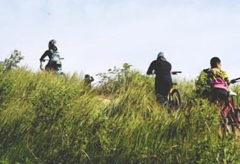 Отель Demetriou Paradisos Hills