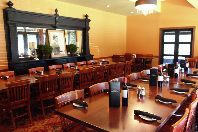 בית מלון כפרי Hilton Garden Inn Des Moines Airport