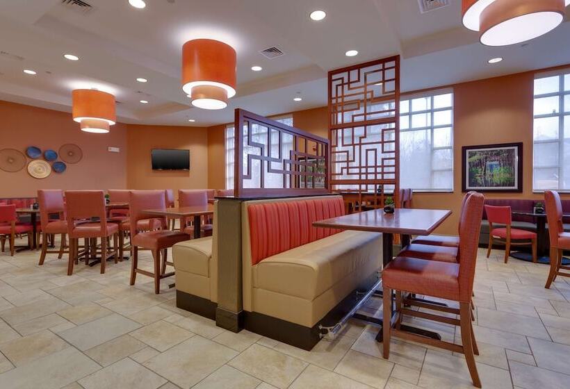 호텔 Drury Inn & Suites Baton Rouge