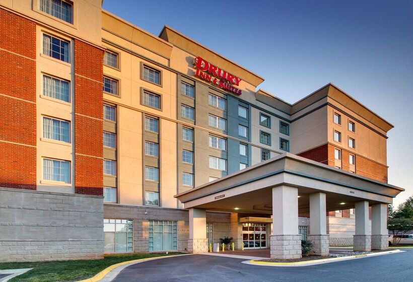 Отель Drury Inn & Suites Charlotte Northlake