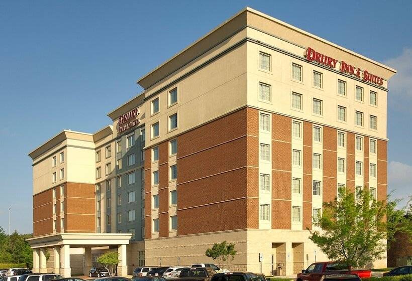 בית מלון כפרי Drury Inn & Suites Charlotte Northlake