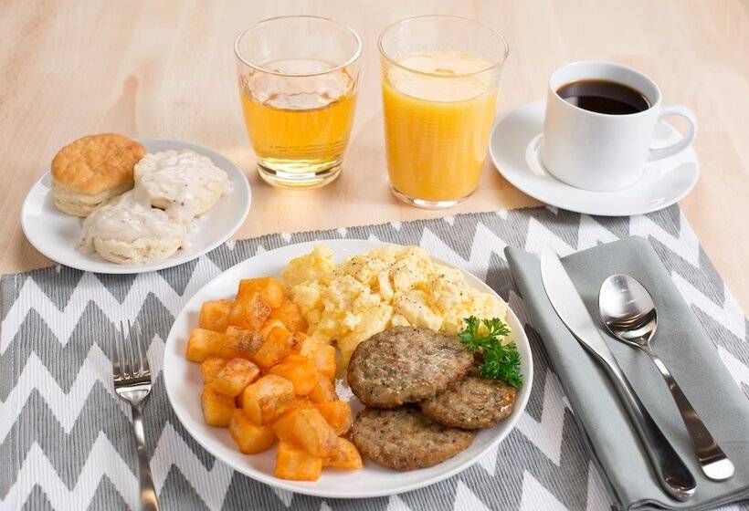 בית מלון כפרי Drury Inn & Suites Charlotte Northlake