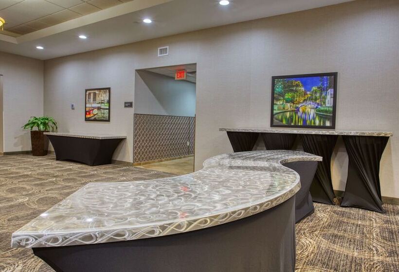 בית מלון כפרי Drury Inn & Suites San Antonio Near La Cantera