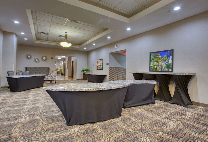בית מלון כפרי Drury Inn & Suites San Antonio Near La Cantera