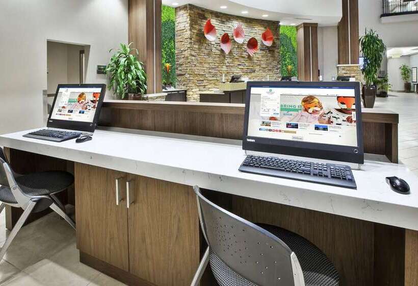 فندق Embassy Suites Columbus Airport