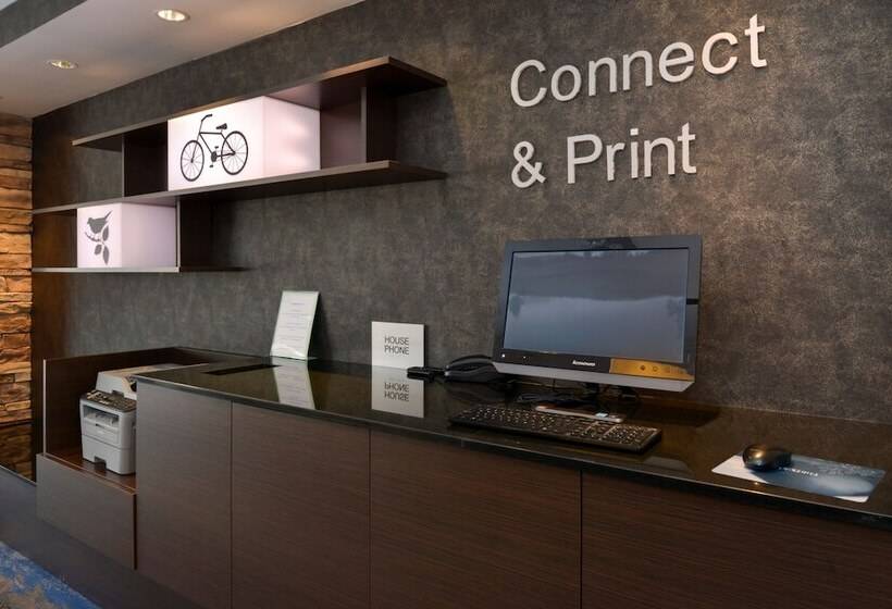 בית מלון כפרי Fairfield Inn & Suites By Marriott Cedar Rapids