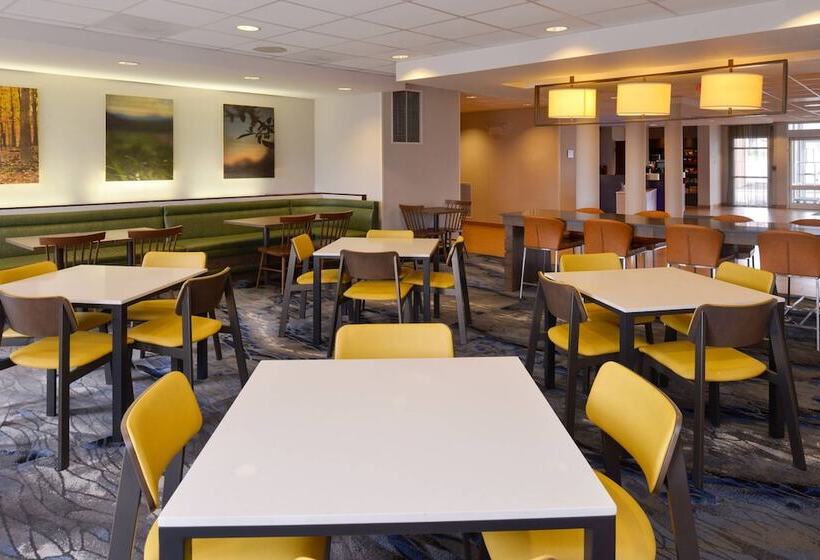 בית מלון כפרי Fairfield Inn & Suites By Marriott Cedar Rapids