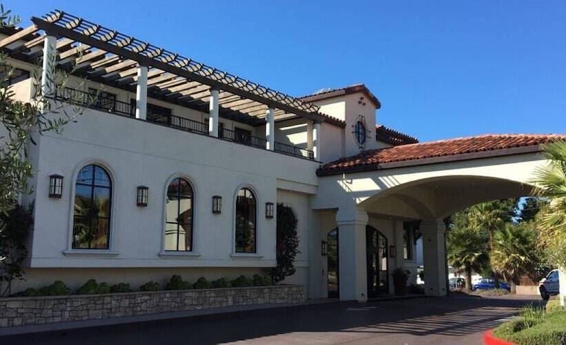 فندق Fairfield Inn & Suites Santa Cruz  Capitola