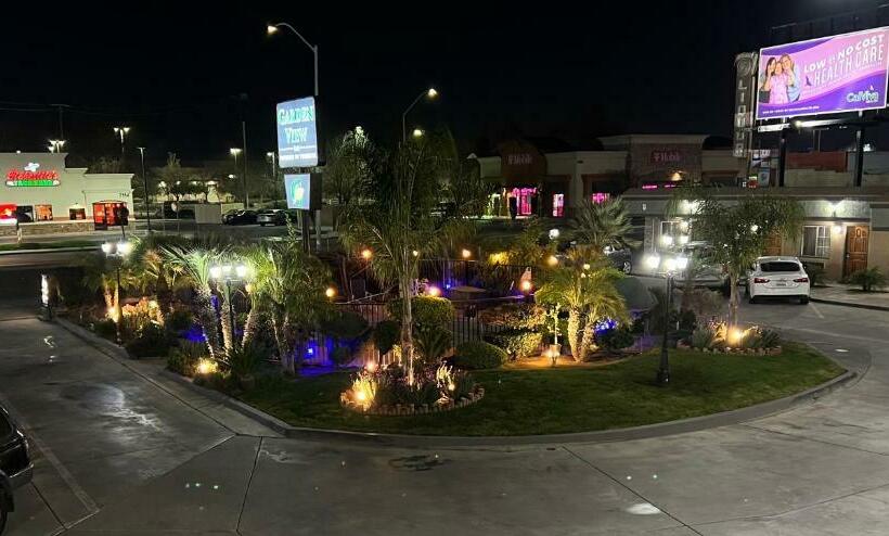 호텔 Garden View Inn