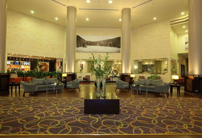 酒店 Golden Tulip Hail