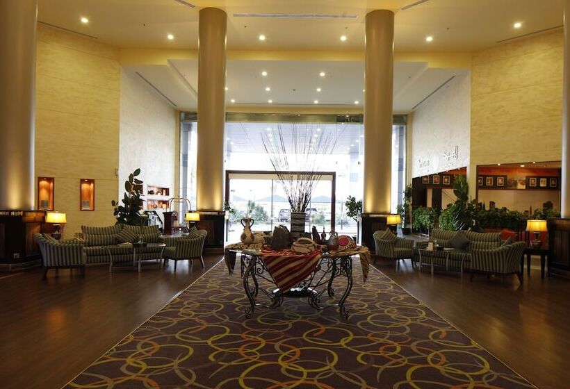 酒店 Golden Tulip Hail