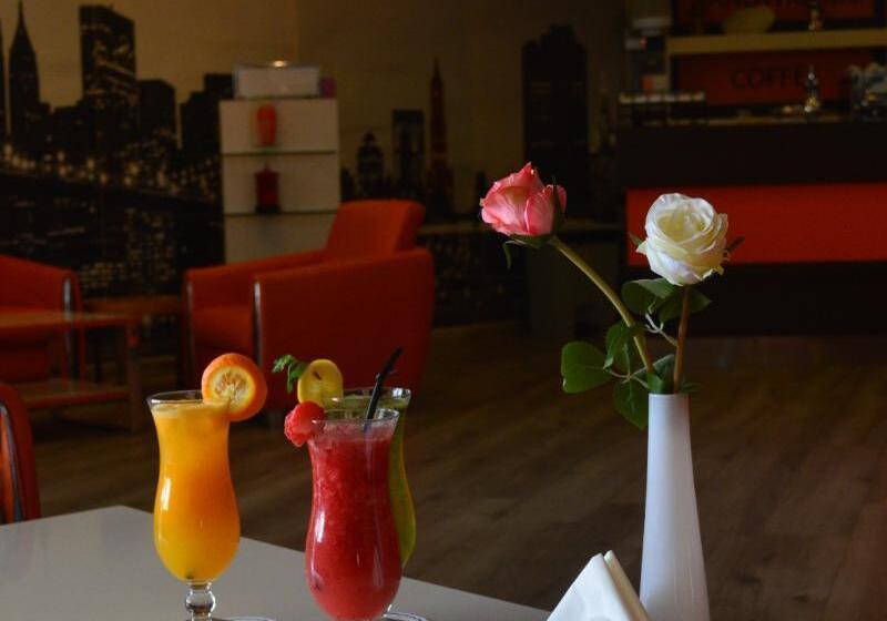 酒店 Golden Tulip Hail